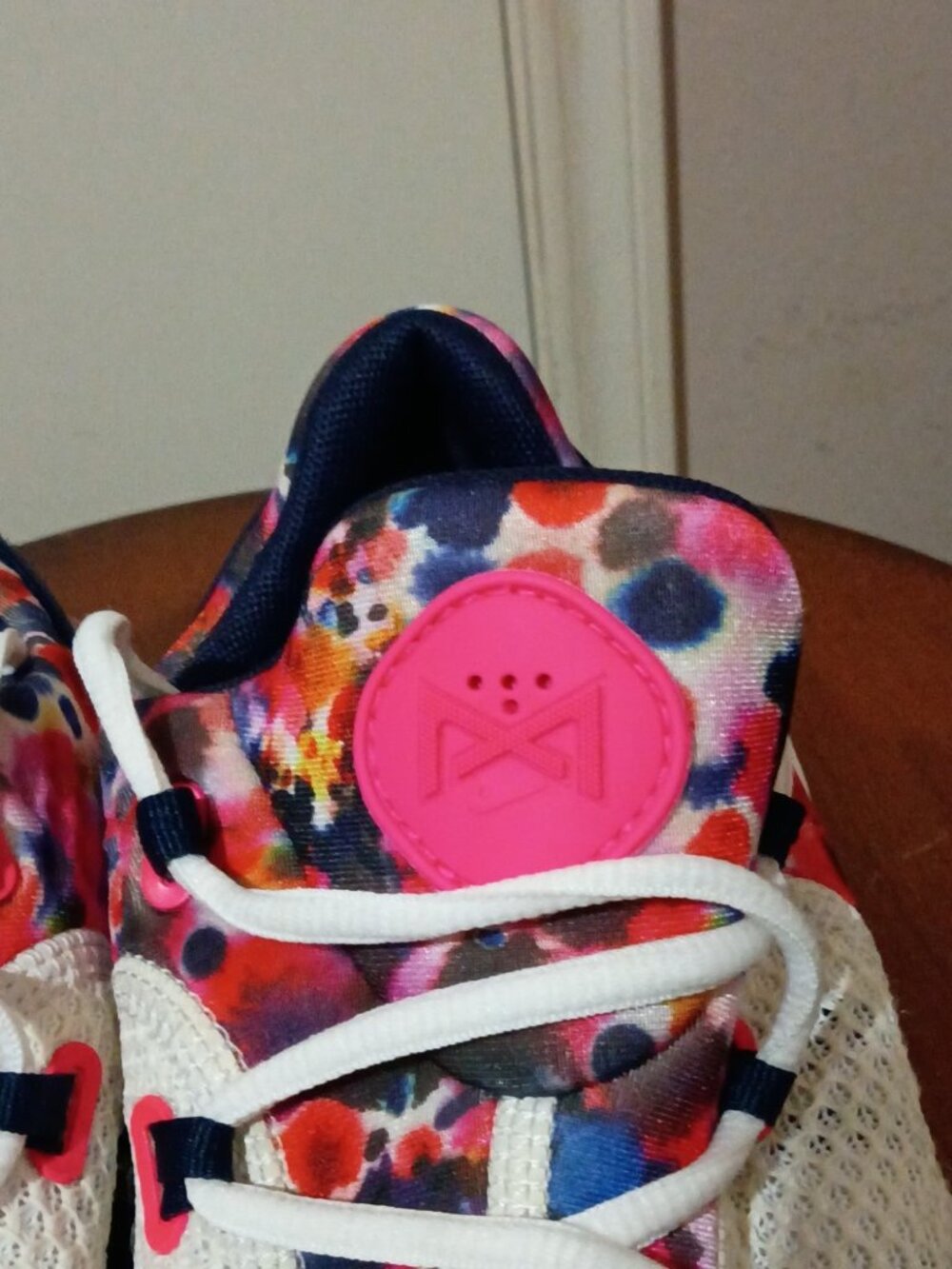 Nike PG 4 Shoes Women Size 11 White Multicolor Tie Dye CZ0596-101 Basketball - Picture 5 of 14